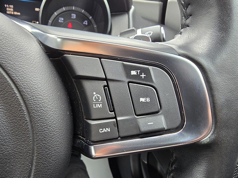 Jaguar XE d Prestige - U91358