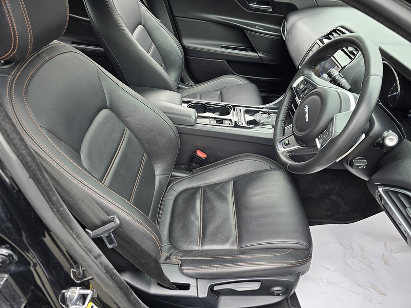 Jaguar XE d Prestige - U91358