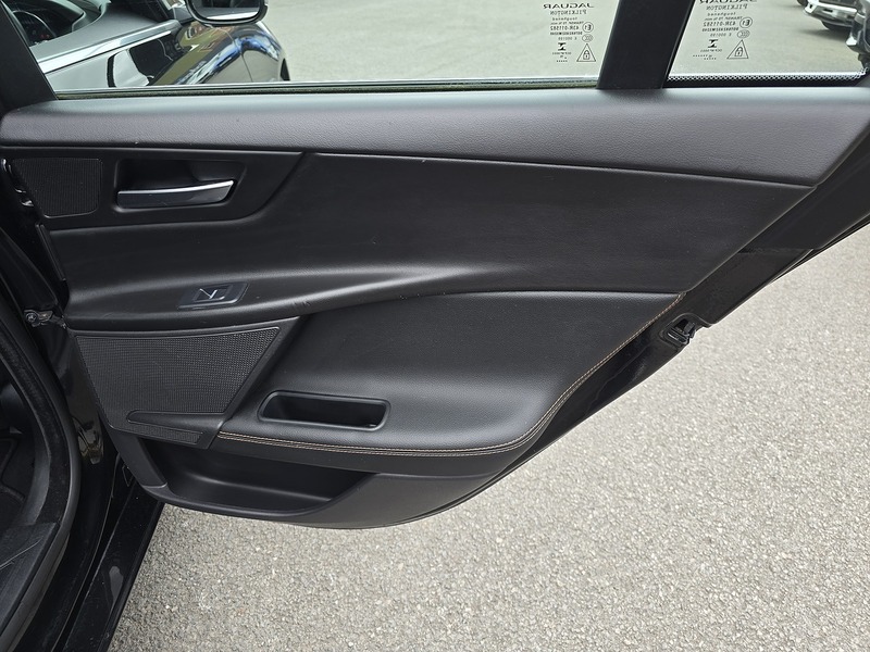 Jaguar XE d Prestige - U91358