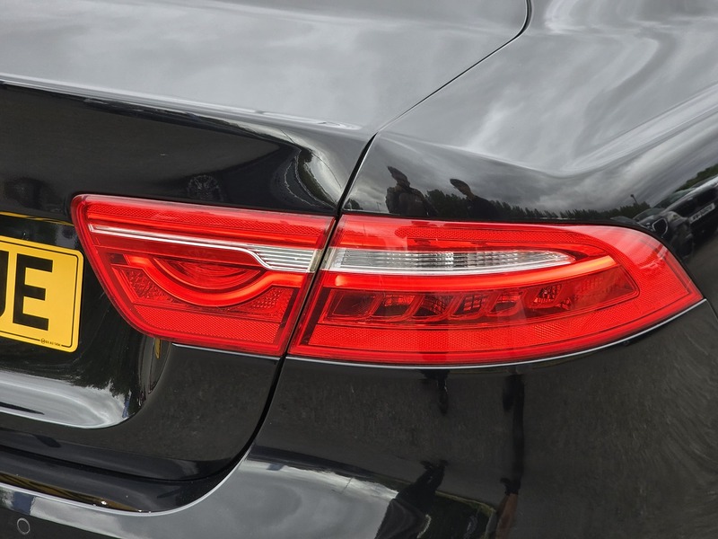 Jaguar XE d Prestige - U91358