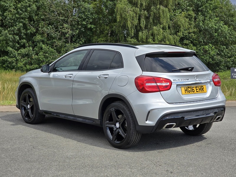 Mercedes-Benz GLA GLA220d AMG Line - U91381