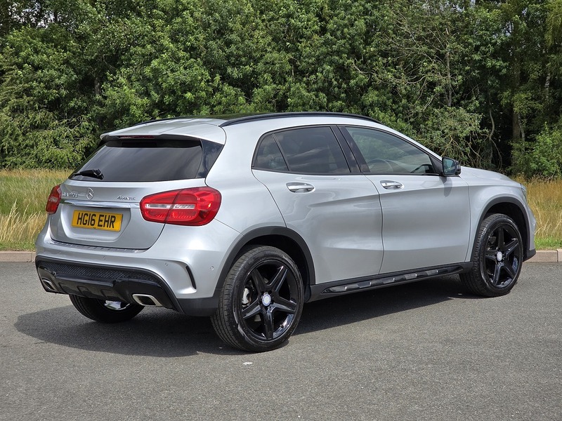 Mercedes-Benz GLA GLA220d AMG Line - U91381