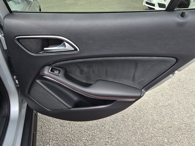 Mercedes-Benz GLA GLA220d AMG Line - U91381