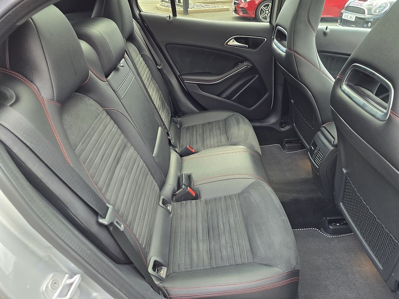 Mercedes-Benz GLA GLA220d AMG Line - U91381