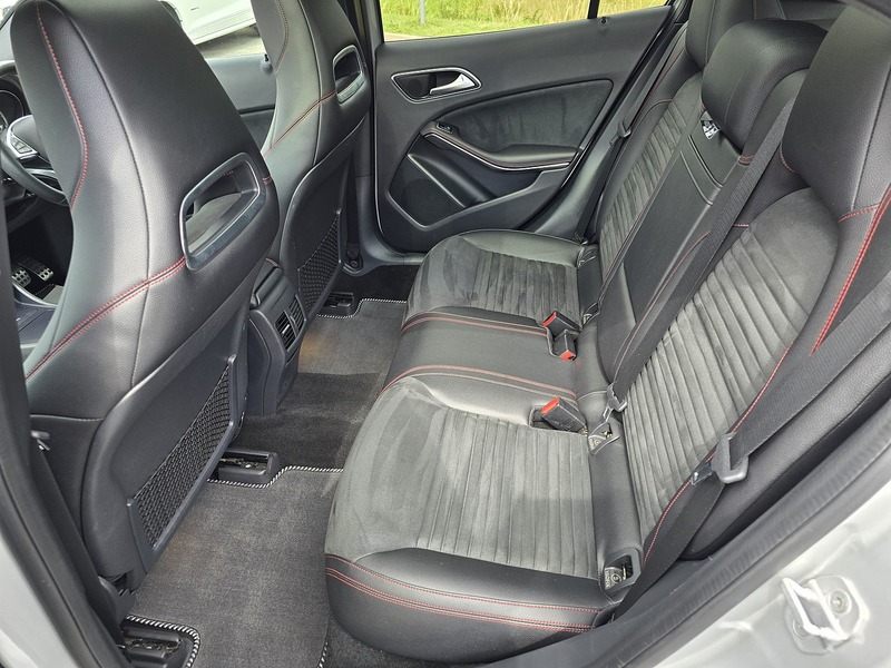 Mercedes-Benz GLA GLA220d AMG Line - U91381