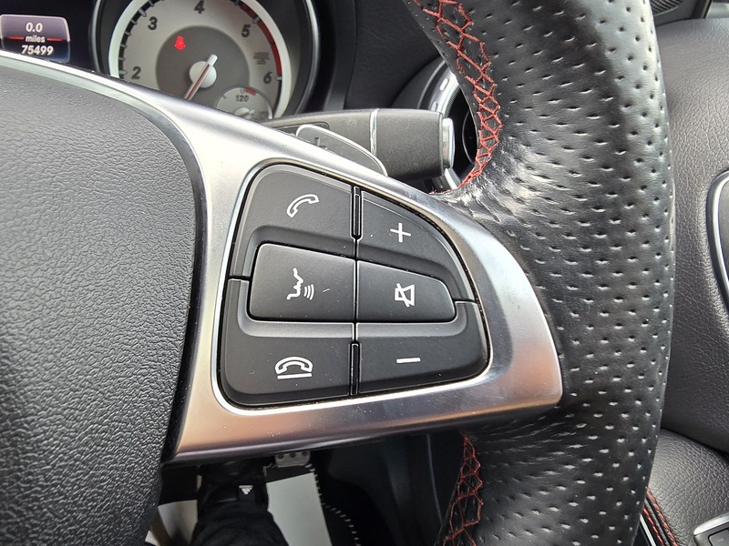 Mercedes-Benz GLA GLA220d AMG Line - U91381