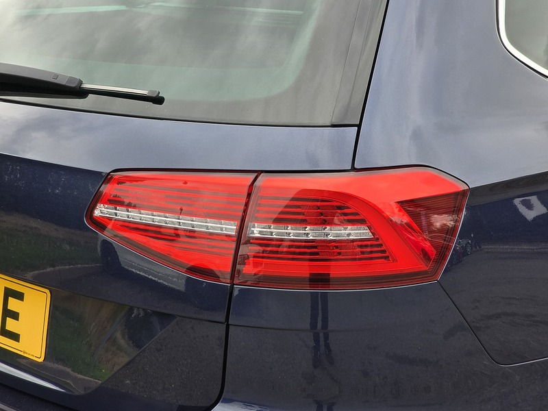 Volkswagen Passat TDI BlueMotion Tech GT - U91391