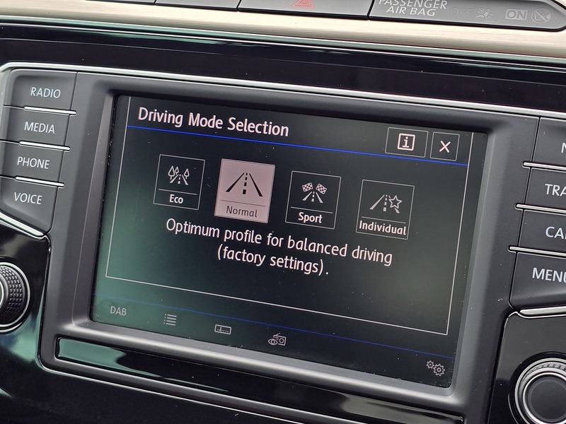 Volkswagen Passat TDI BlueMotion Tech GT - U91391