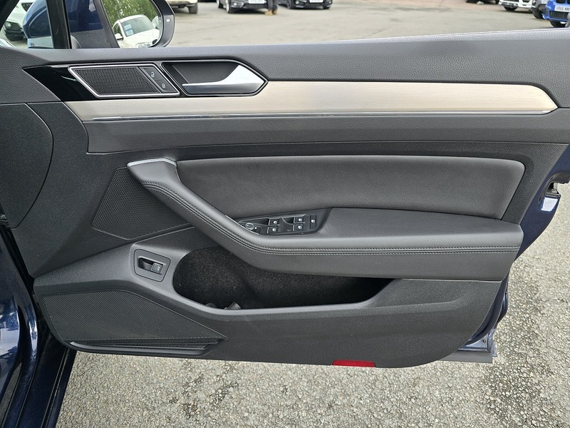 Volkswagen Passat TDI BlueMotion Tech GT - U91391