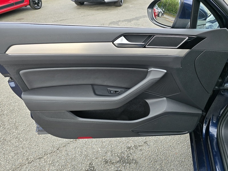 Volkswagen Passat TDI BlueMotion Tech GT - U91391