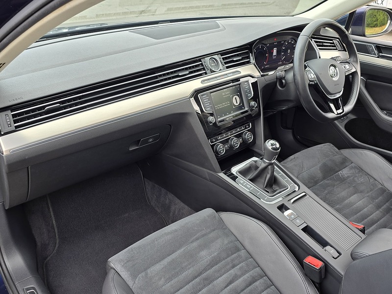 Volkswagen Passat TDI BlueMotion Tech GT - U91391