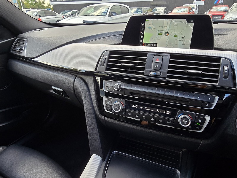 BMW 3 Series 320i M Sport - U91407