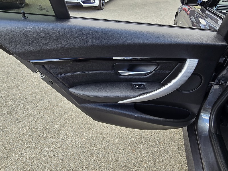 BMW 3 Series 320i M Sport - U91407