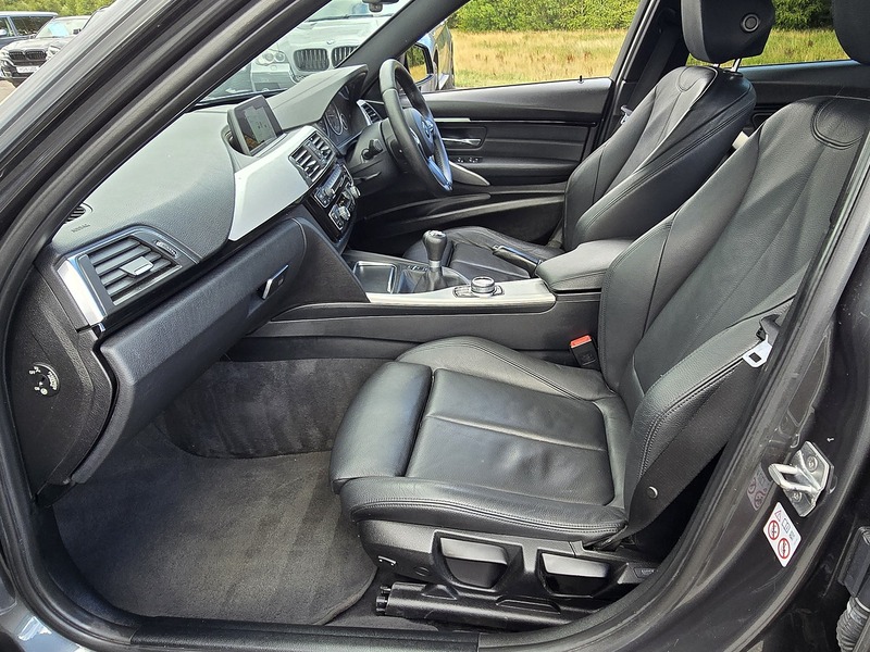 BMW 3 Series 320i M Sport - U91407