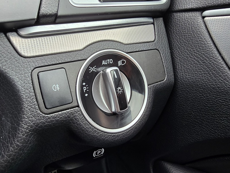 Mercedes-Benz E Class E220d AMG Line Edition - U91421