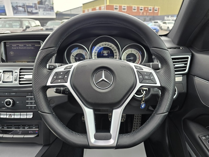 Mercedes-Benz E Class E220d AMG Line Edition - U91421