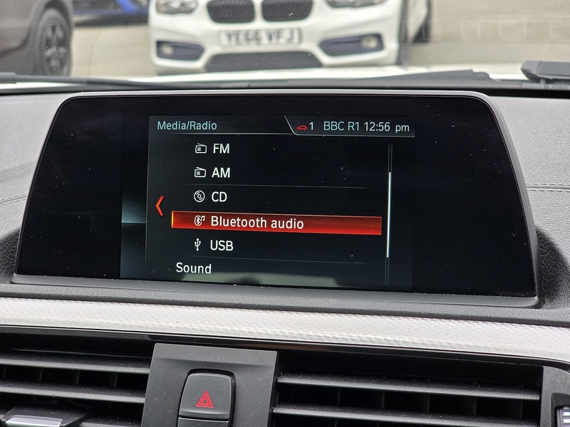 BMW 2 Series 218d M Sport - U91423