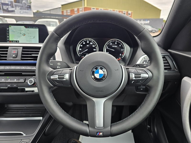 BMW 2 Series 218d M Sport - U91423