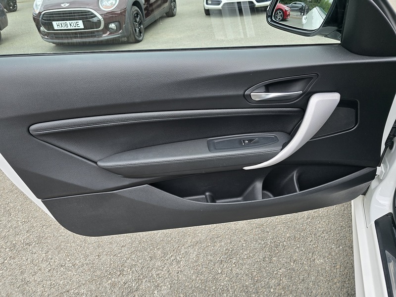 BMW 2 Series 218d M Sport - U91423