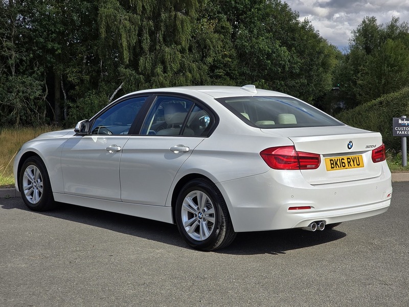 BMW 3 Series 320d ED Plus - U91427