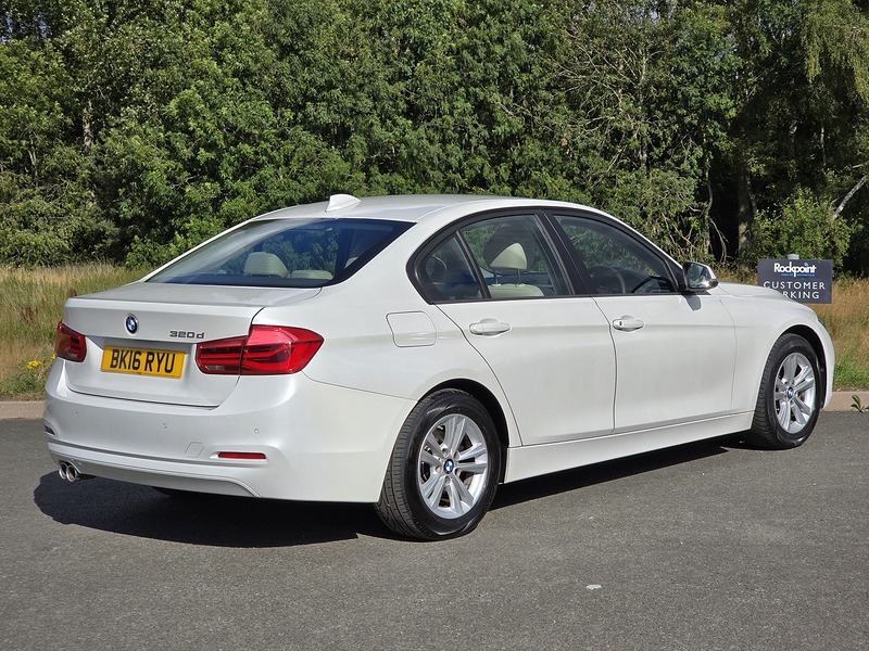 BMW 3 Series 320d ED Plus - U91427