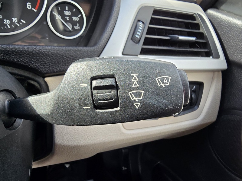 BMW 3 Series 320d ED Plus - U91427