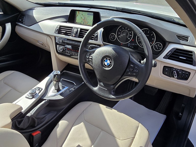 BMW 3 Series 320d ED Plus - U91427