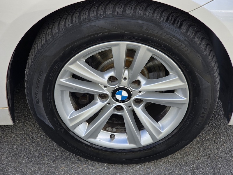 BMW 3 Series 320d ED Plus - U91427