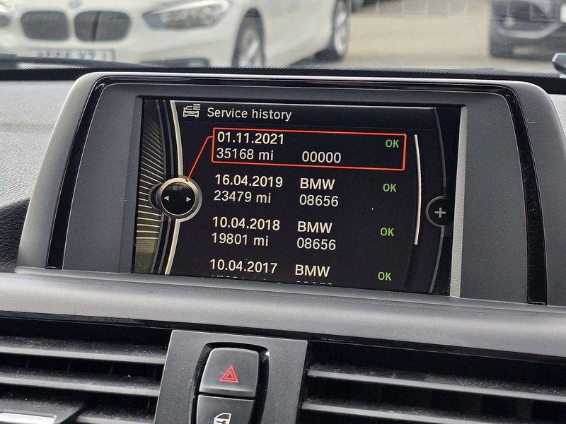 BMW 2 Series 220i SE - U91437