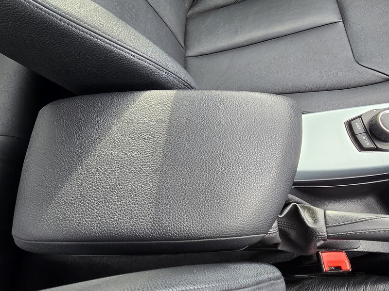 BMW 2 Series 220i SE - U91437