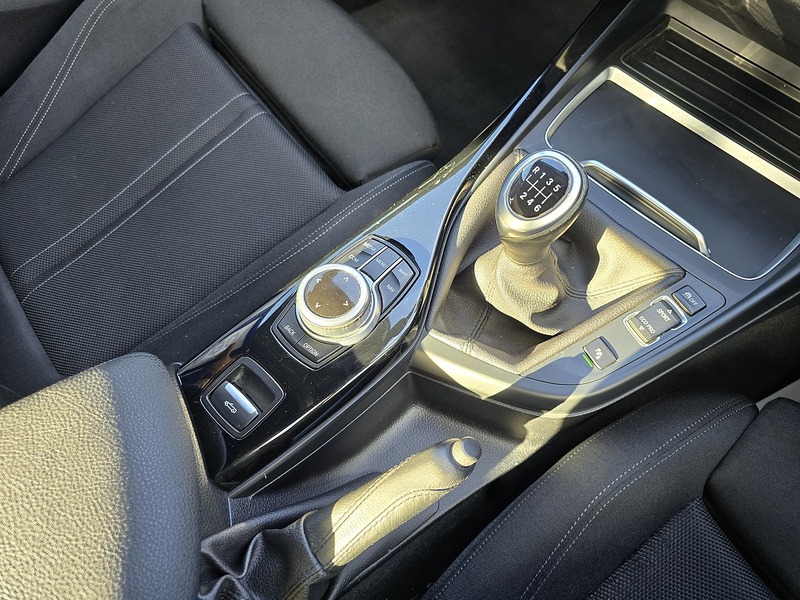 BMW 2 Series 218d Sport - U91442