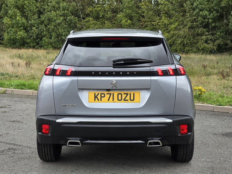 Peugeot 2008 PureTech Allure Premium - U91462