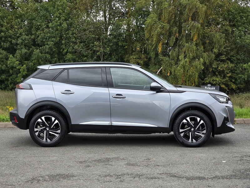 Peugeot 2008 PureTech Allure Premium - U91462