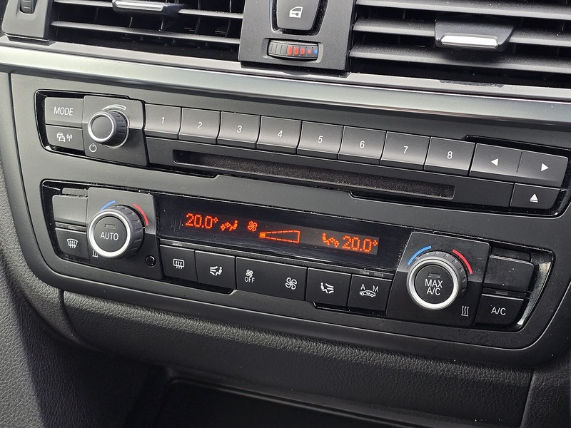 BMW 3 Series Gran Turismo 320i SE - U91467