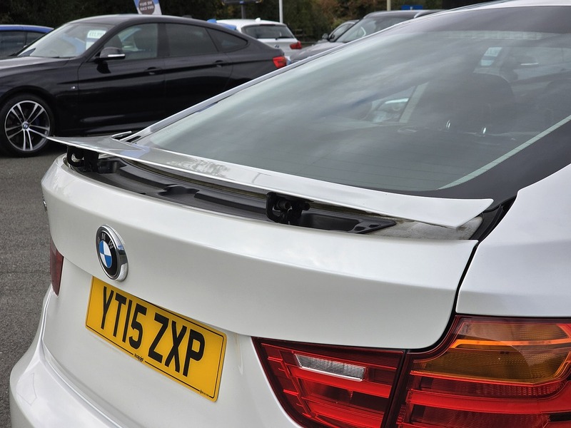 BMW 3 Series Gran Turismo 320i SE - U91467