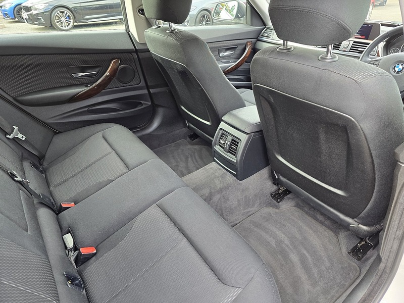 BMW 3 Series Gran Turismo 320i SE - U91467