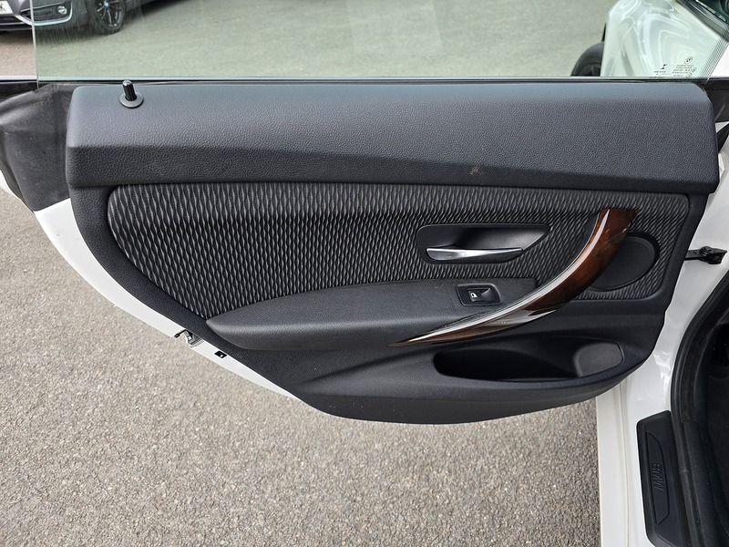 BMW 3 Series Gran Turismo 320i SE - U91467