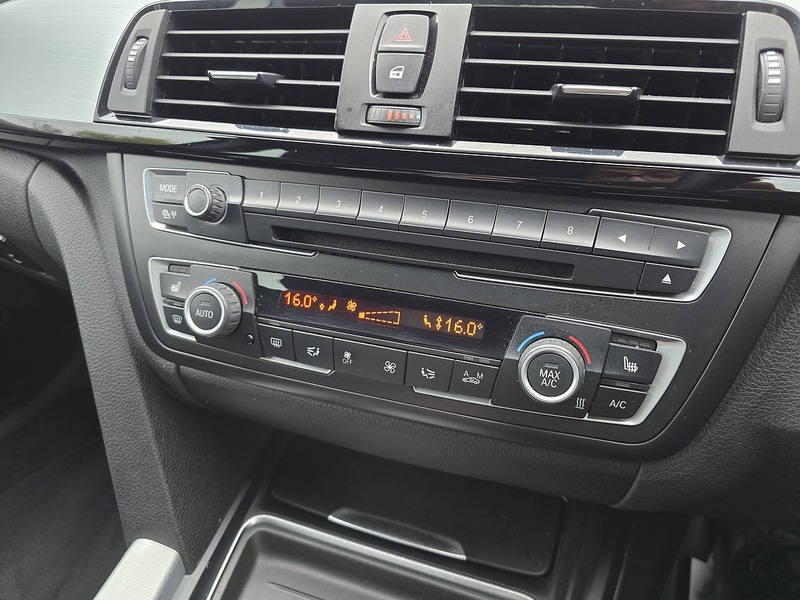 BMW 3 Series Gran Turismo 328i M Sport - U91470