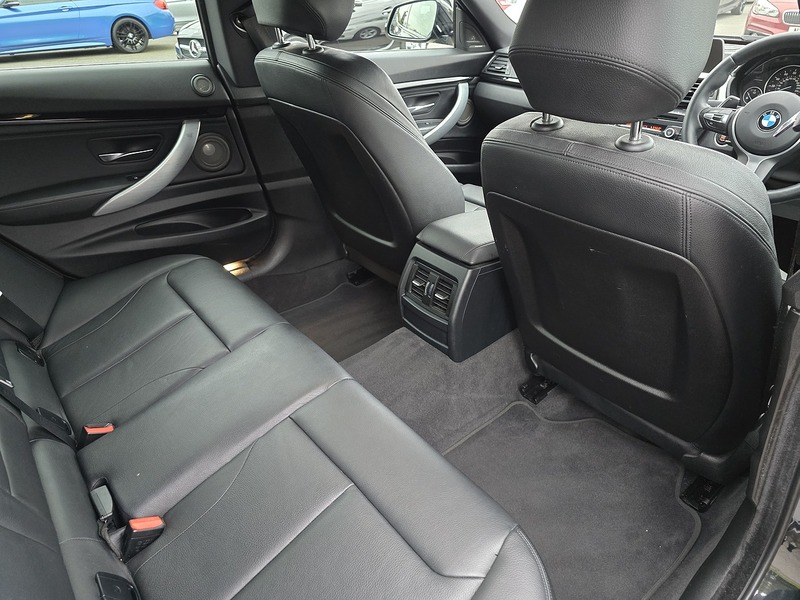 BMW 3 Series Gran Turismo 328i M Sport - U91470