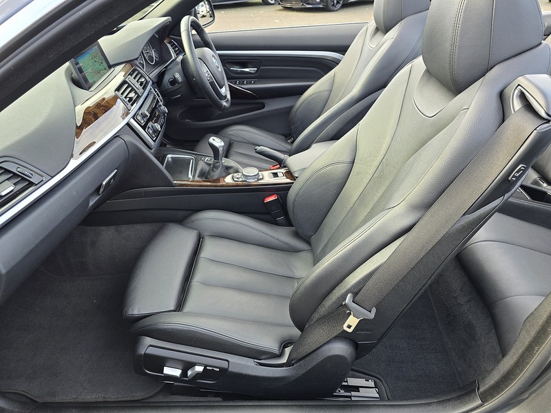 BMW 4 Series 420i Luxury - U91509