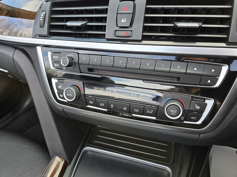 BMW 4 Series 420i Luxury - U91509