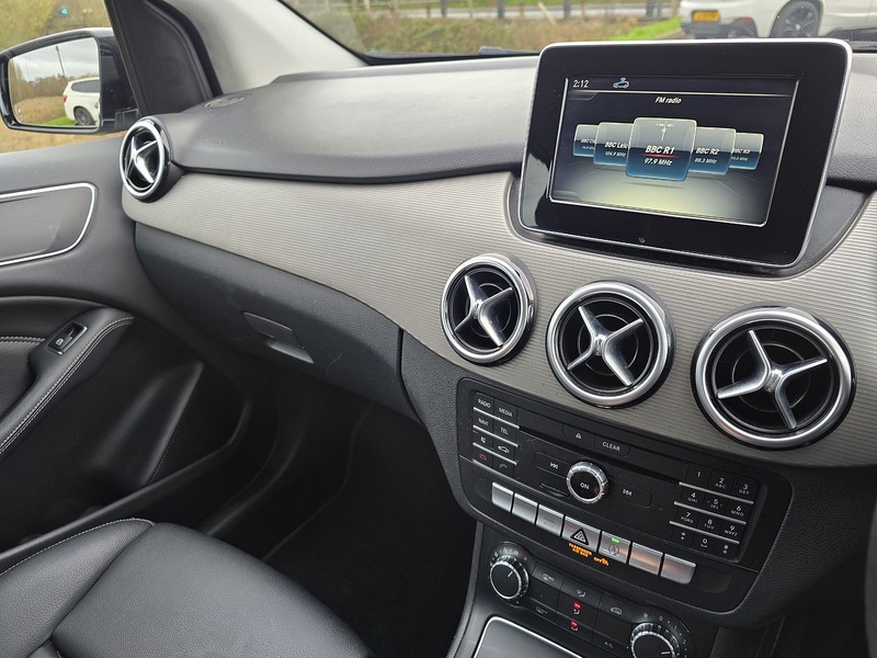 Mercedes-Benz B Class B180d SE - U91524