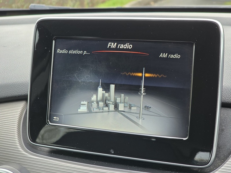 Mercedes-Benz B Class B180d SE - U91524