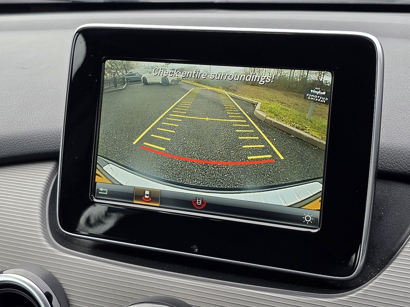 Mercedes-Benz B Class B180d SE - U91524