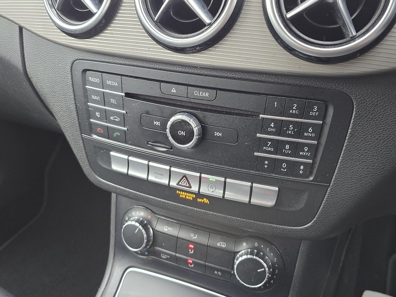 Mercedes-Benz B Class B180d SE - U91524