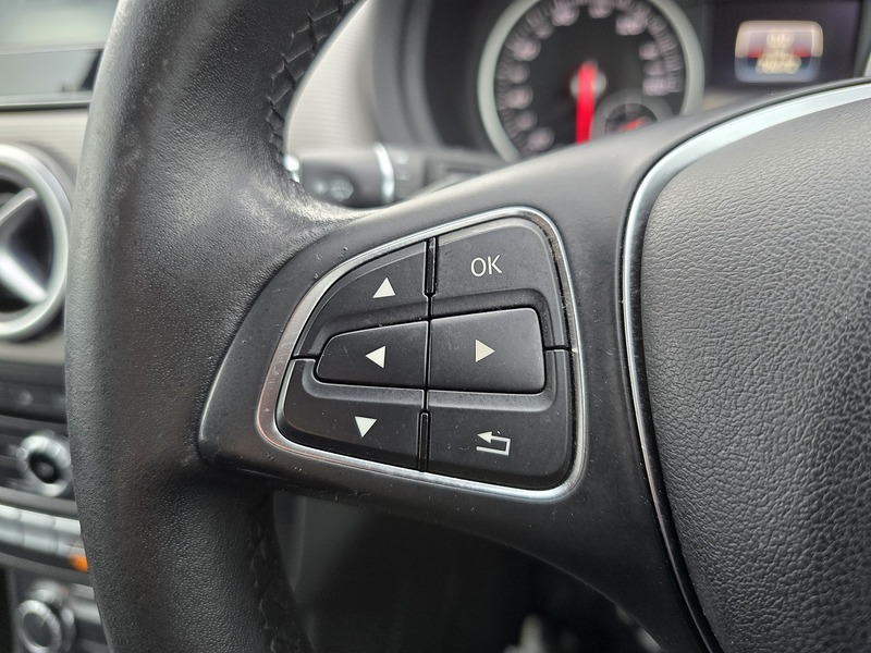 Mercedes-Benz B Class B180d SE - U91524