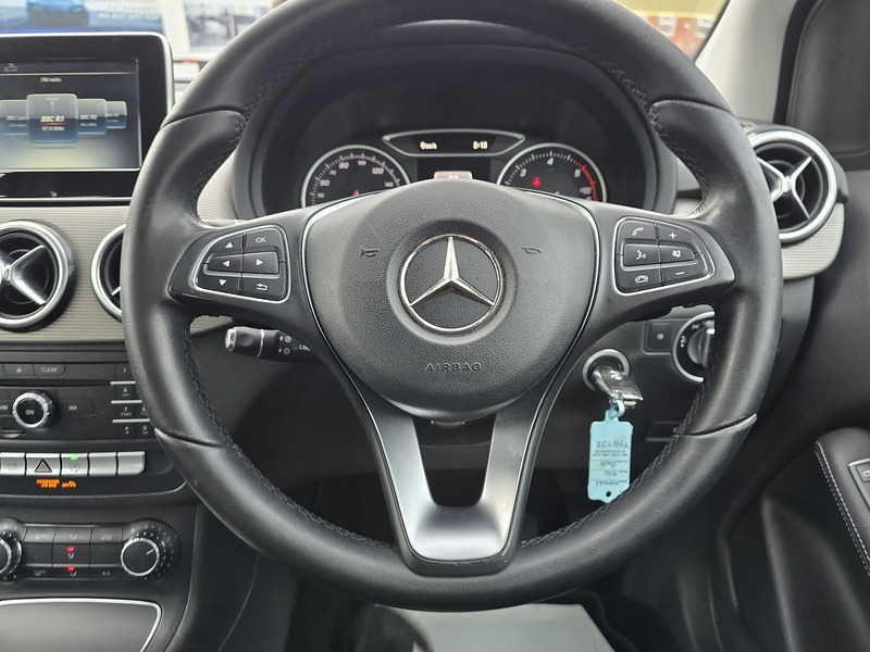 Mercedes-Benz B Class B180d SE - U91524
