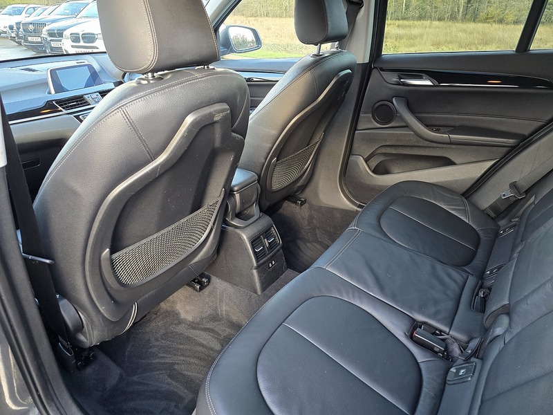 BMW X1 18i xLine - U91526