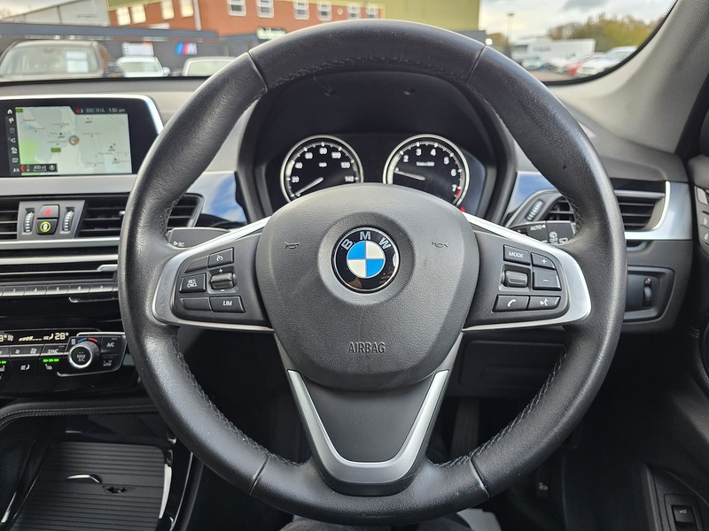BMW X1 18i xLine - U91526