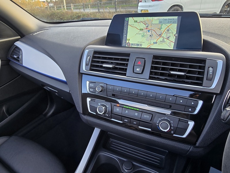 BMW 2 Series 218i M Sport - U91530